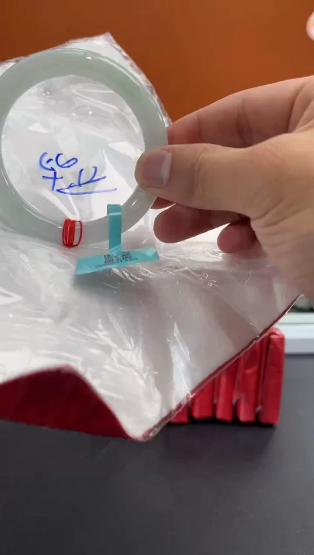 未镶嵌手镯翡翠翡翠手镯
