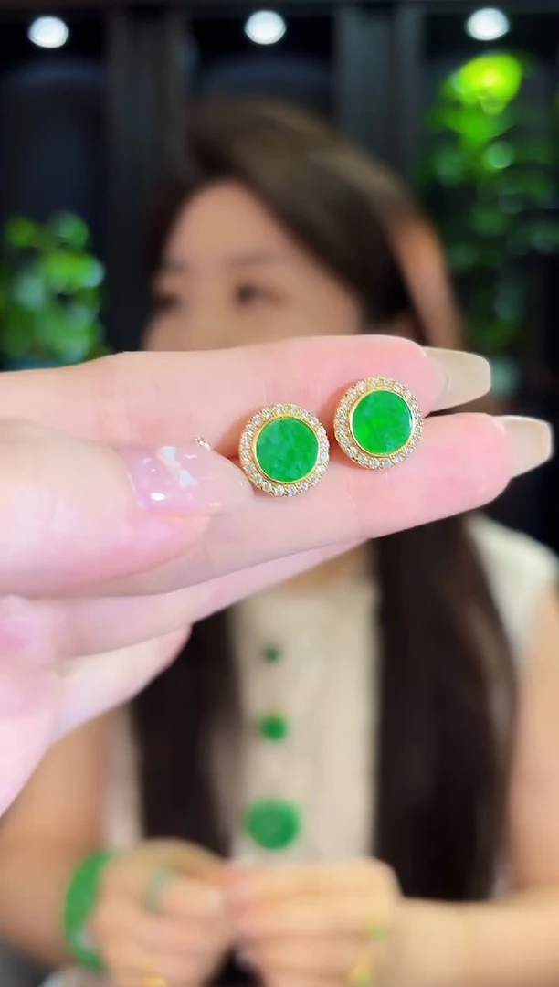 翡翠未镶嵌耳饰缅料A货/多样性发货/一件