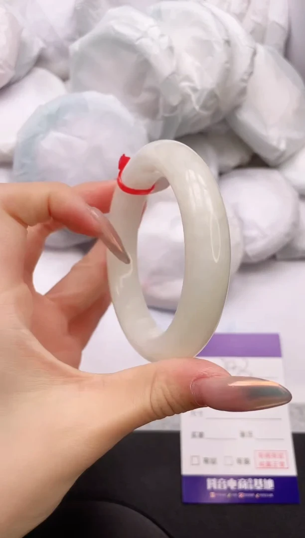 【闪购商品】和田玉手镯未镶嵌3K432-57