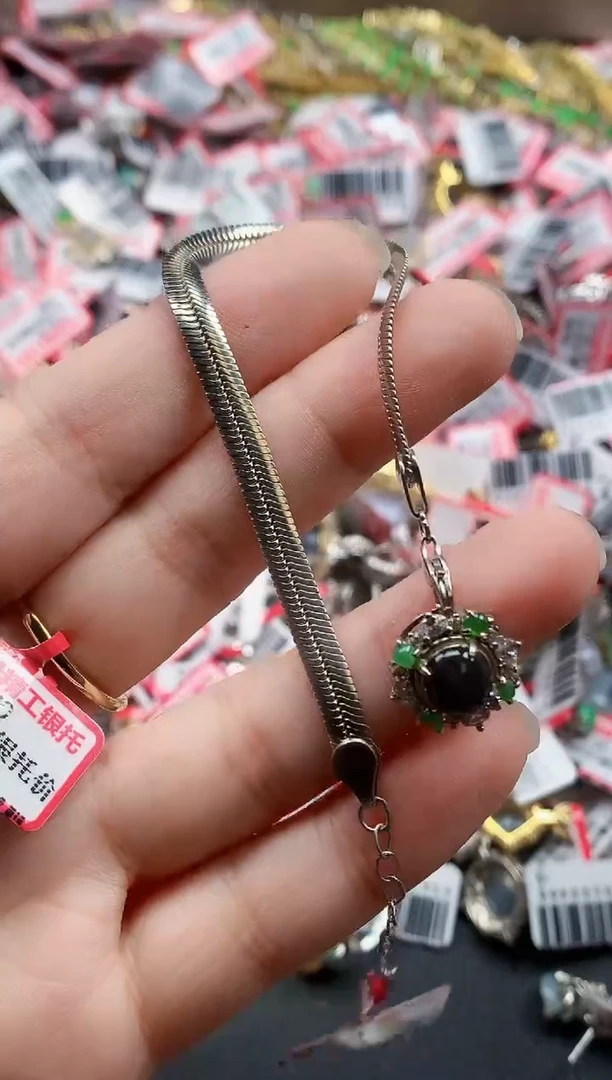 银S925镶嵌戒指翡翠天然A货缅甸翡翠