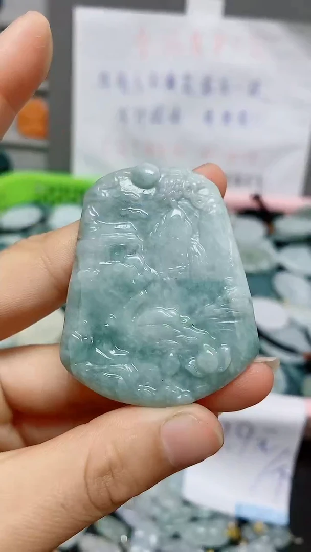 【闪购商品】翡翠颈饰未镶嵌天然翡翠A货