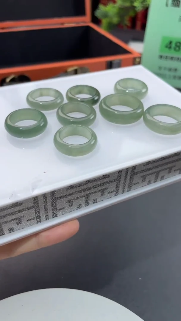 【闪购商品】翡翠挂件未镶嵌砍价王/555968/配皮绳/多样性发一