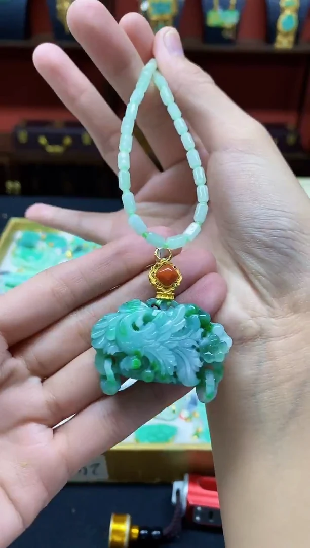 颈饰未镶嵌翡翠翡翠吊坠
