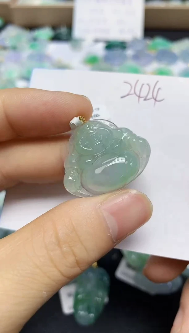 翡翠18K金镶嵌颈饰天然缅甸翡翠A货