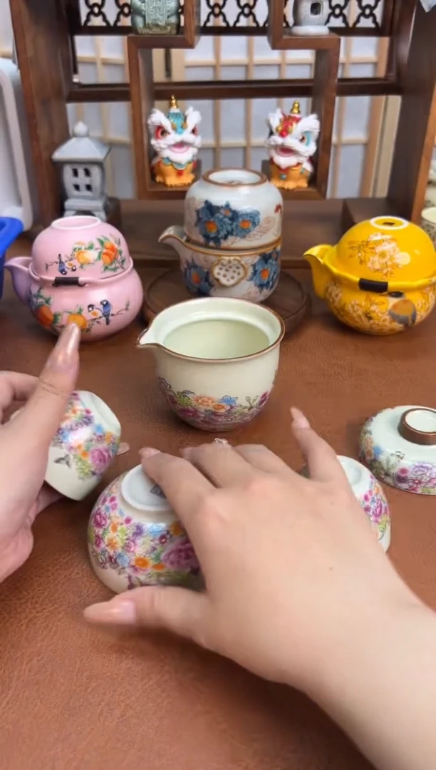 旅行茶具真好看！