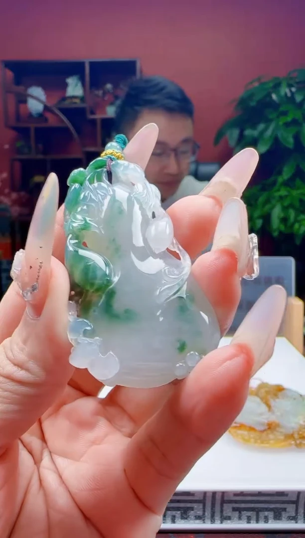 未镶嵌定制翡翠Q03106翡翠