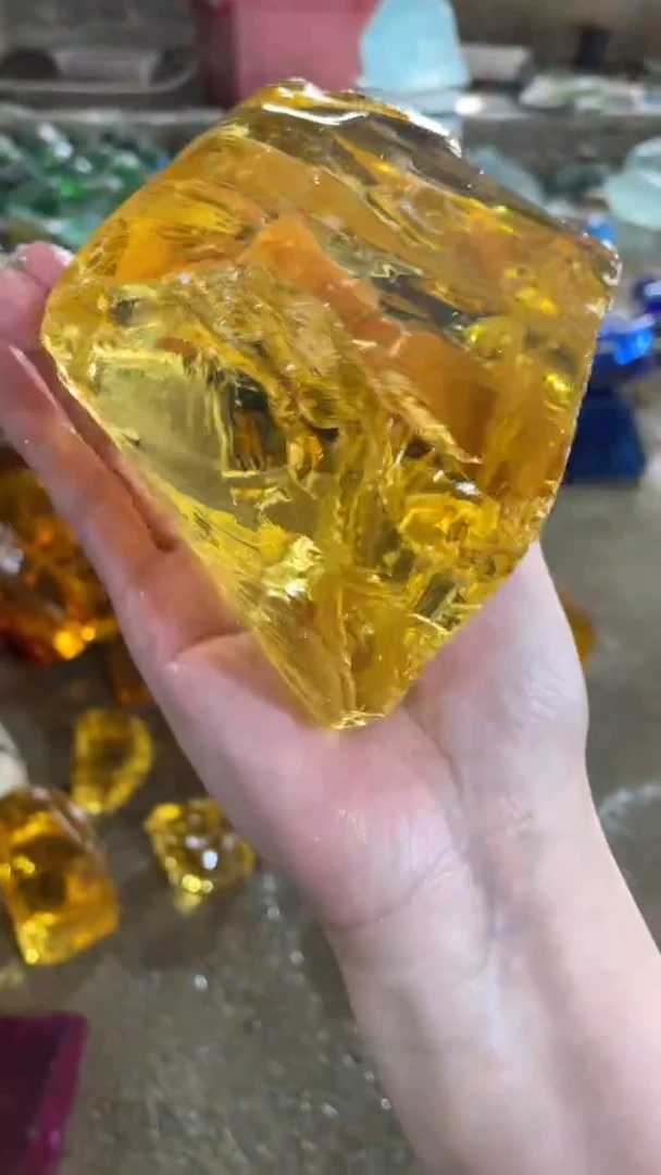 新疆托帕石原石摆件