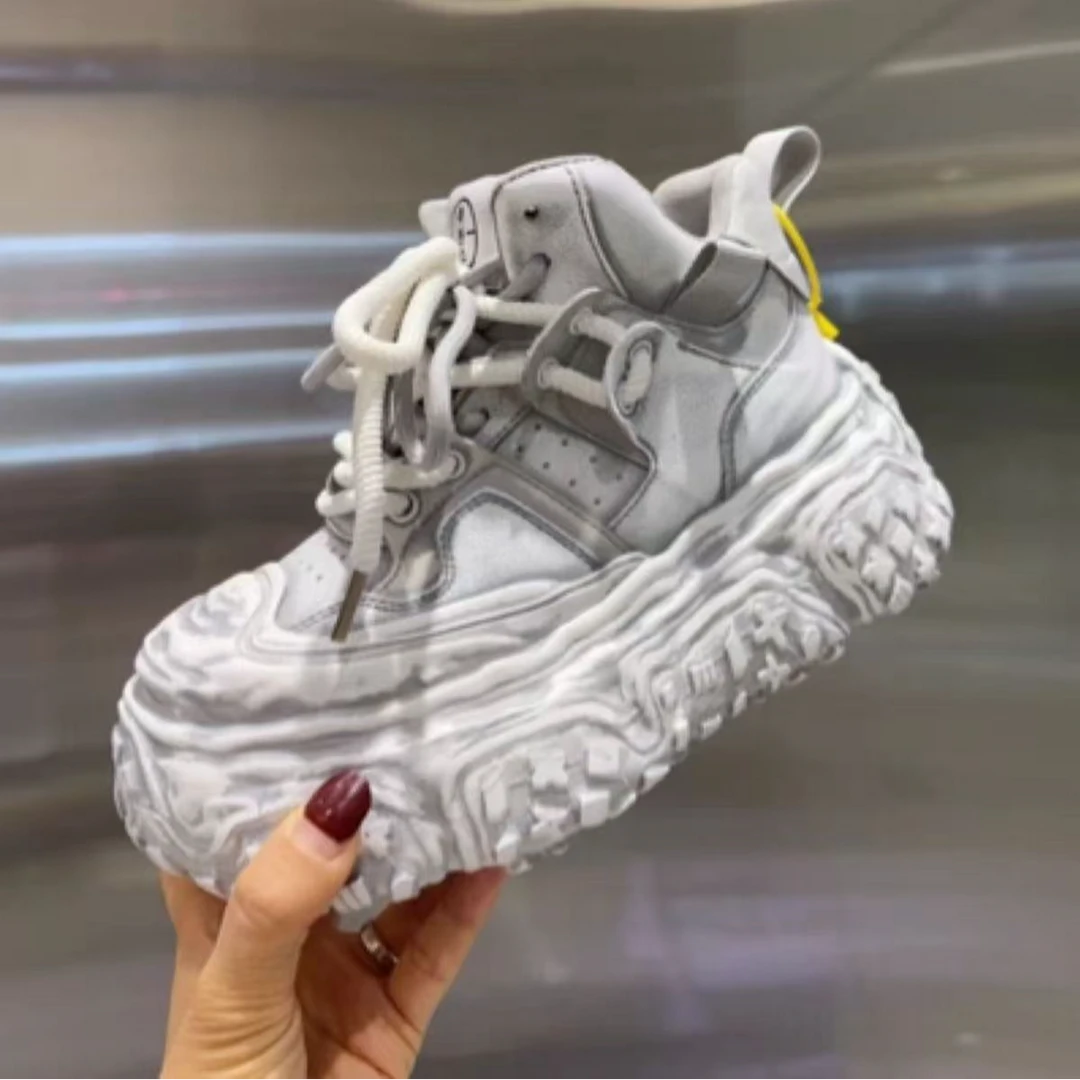 高帮黑风暴~秋冬新款超轻底溶解底老爹鞋女