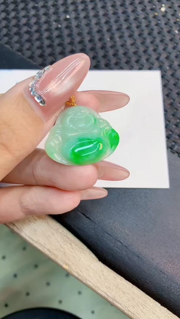 翡翠18K金镶嵌吊坠(不含链)1