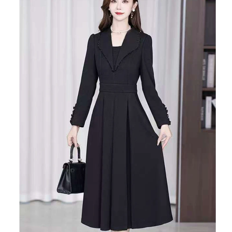 V0390 秋季新款黑色气质拼接收腰连衣裙新款翻领中长款长袖裙子