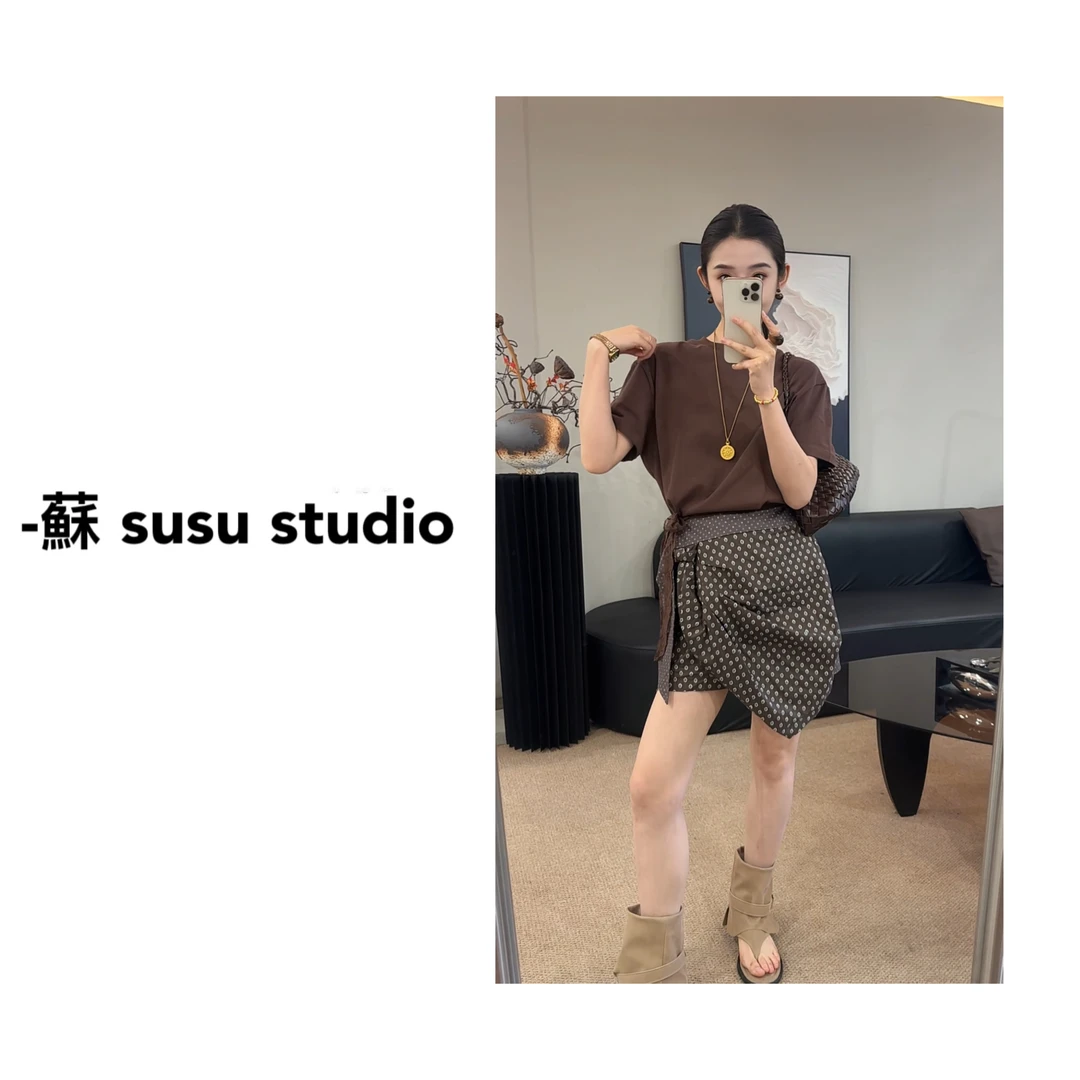 SU 短袖极简风T恤宽松型套装 H0330