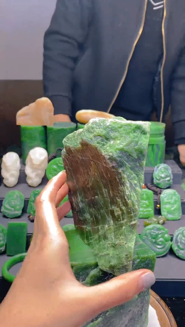 未镶嵌和田玉珠宝半成品1