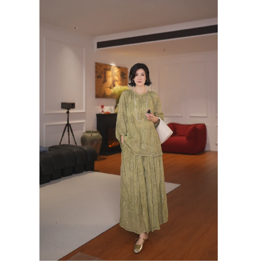 GU JIFEN｜南美庄园｜春夏重工刺绣宽松衬衫半裙套装 X56196