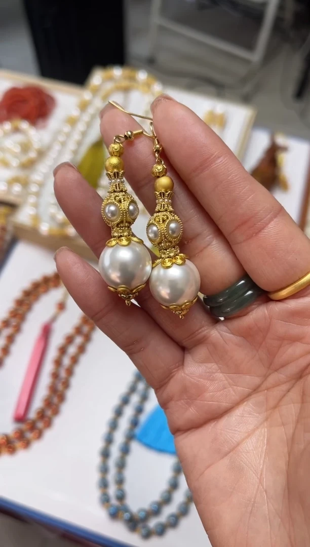 【闪购商品】臣妾做不到款耳钩