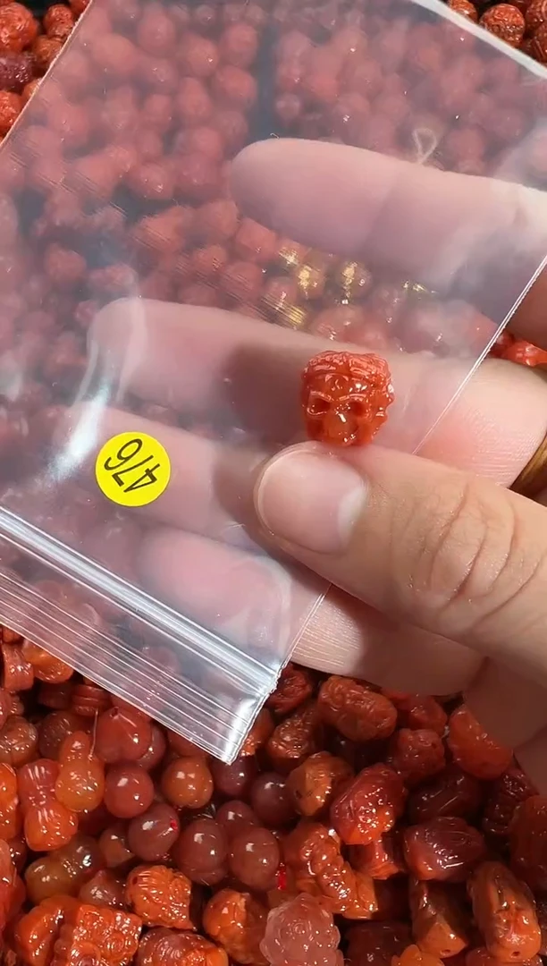 颈饰未镶嵌南红玛瑙2