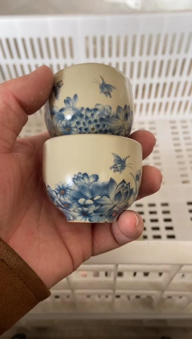 杯无运费险有瑕疵的摄影的产品有使用过的痕迹有点脏介意勿拍