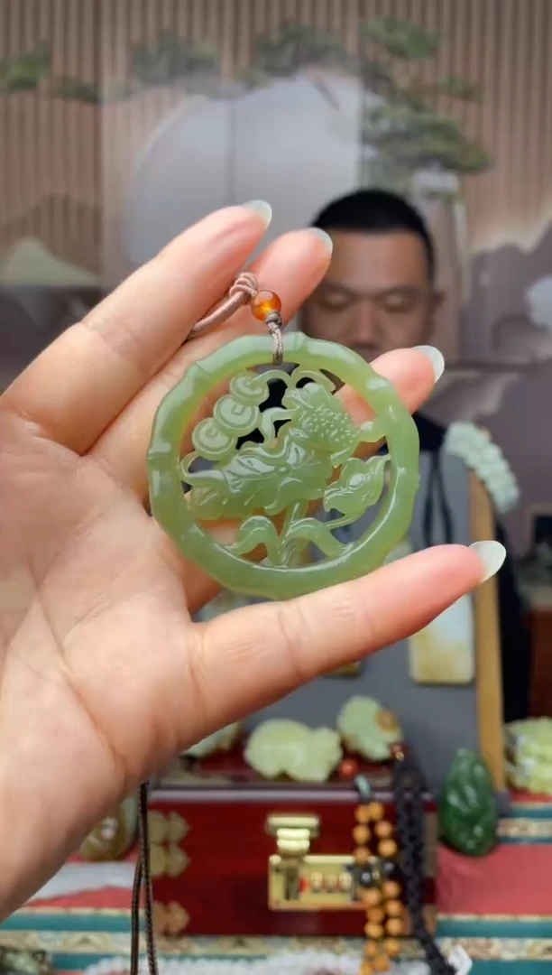 颈饰未镶嵌和田玉拍一发一