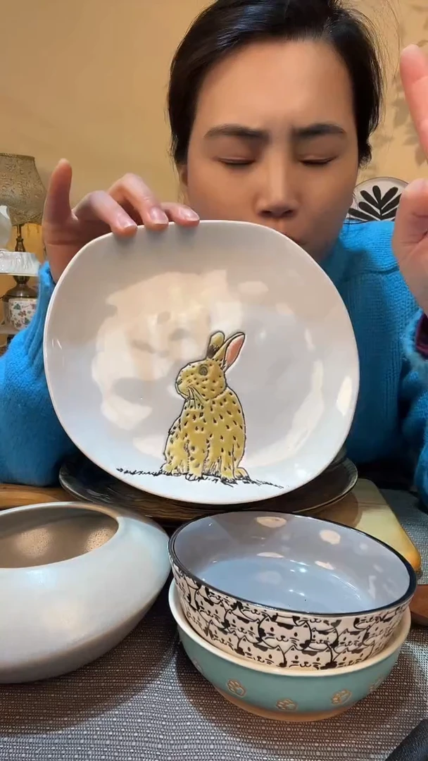 【闪购商品】瓷片大瑕疵 8.5英寸盘 介意勿拍