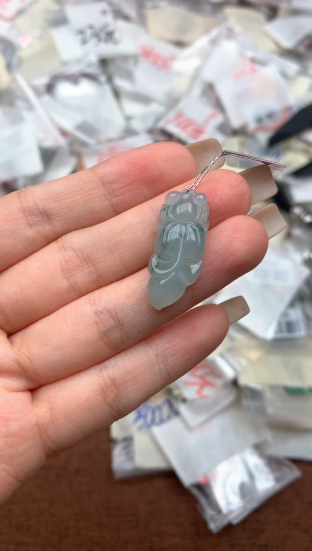 未镶嵌挂件翡翠一