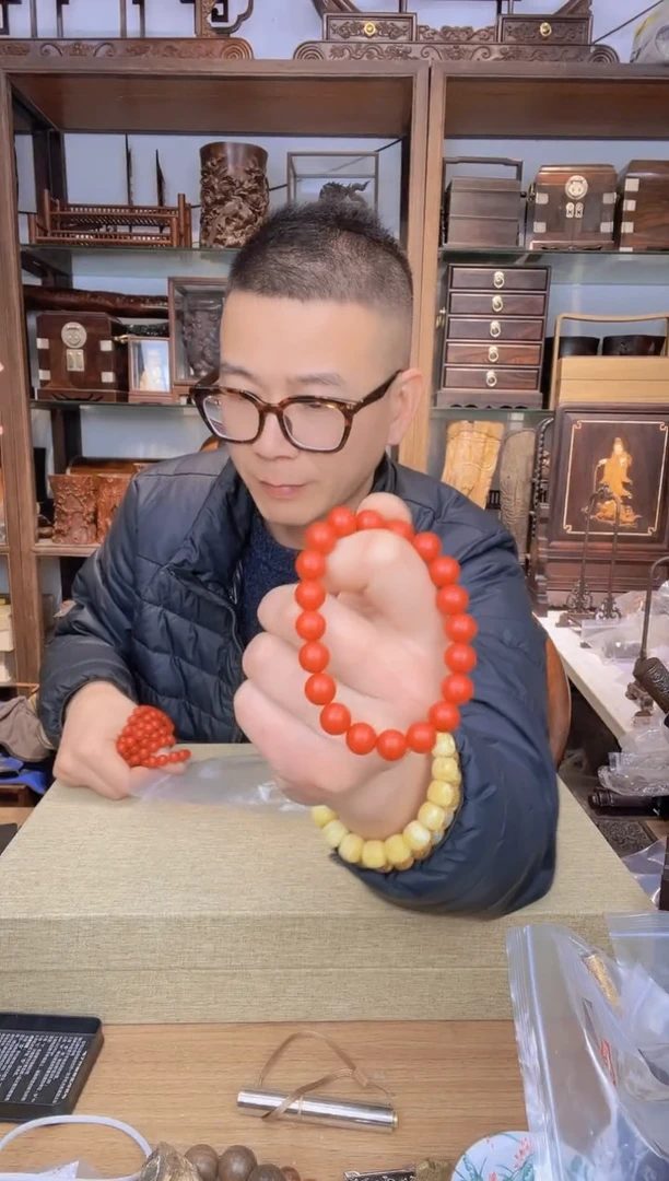 【闪购商品】乌木类书架666红1.0圆珠单圈手串