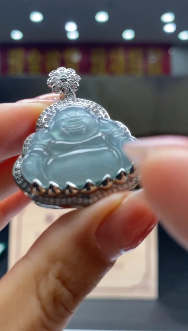 【闪购商品】翡翠颈饰未镶嵌********125