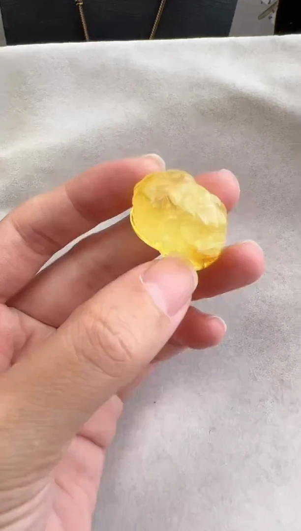 【闪购商品】琥珀裸石未镶嵌10117073-吊坠