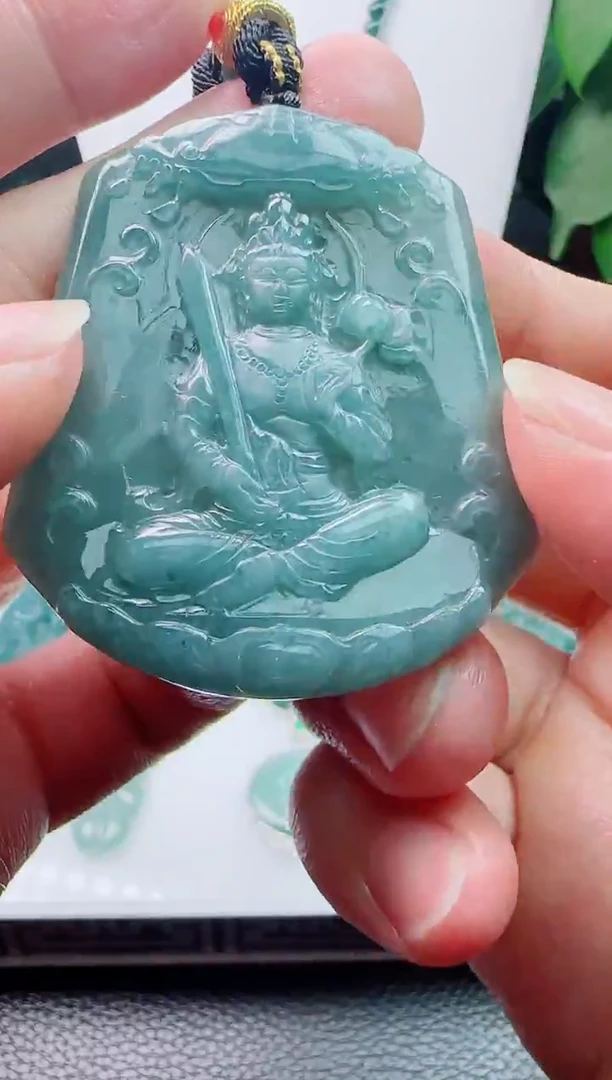 翡翠未镶嵌颈饰111111111111111