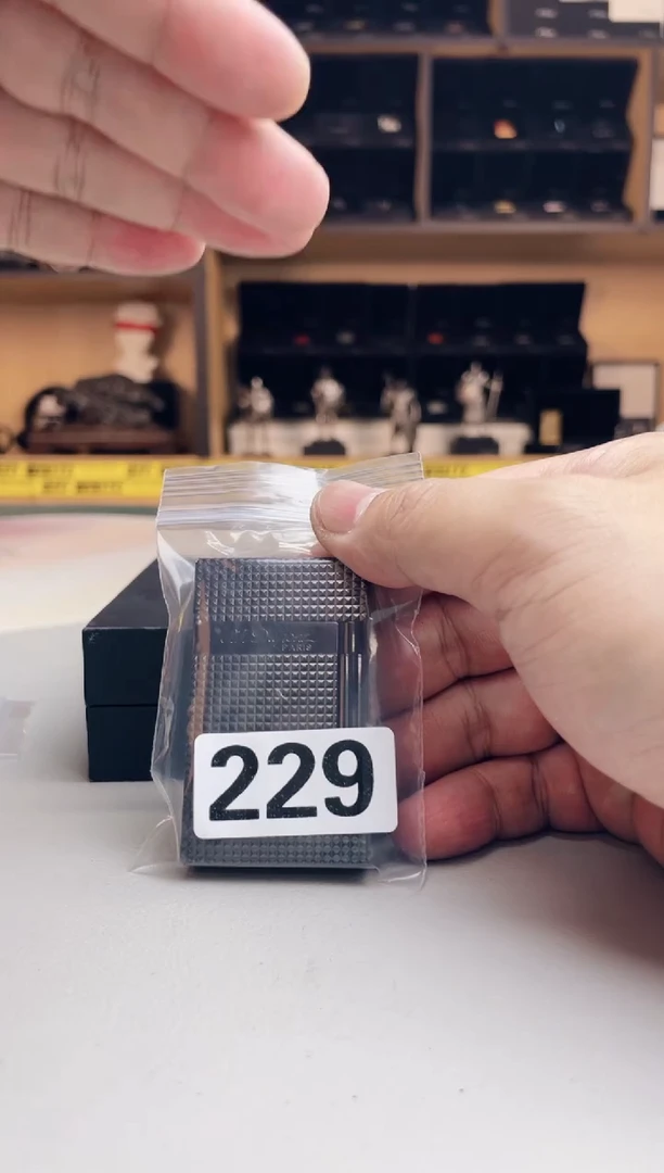 【黑屋奢品】打火机专用编码229