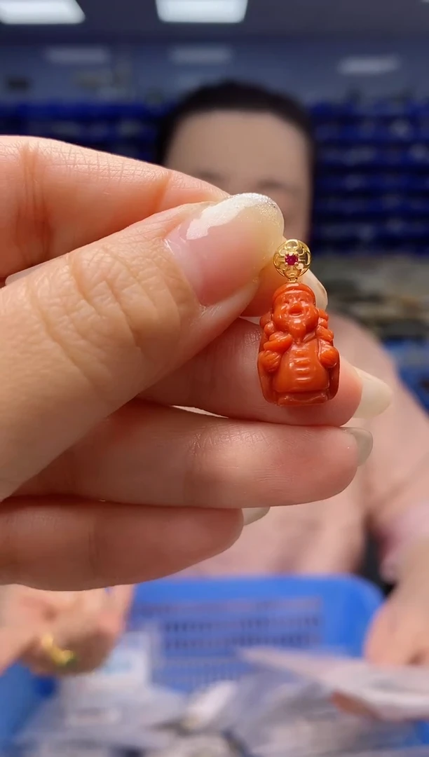 【闪购商品】玛瑙/玉髓吊坠(不含链)18K金镶嵌DZ4819