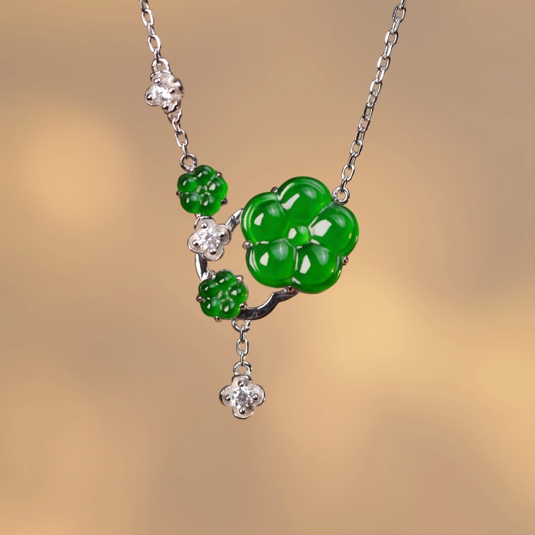 天然A货翡翠颈饰高冰阳绿S925银镶嵌玉茗项链时尚挂件