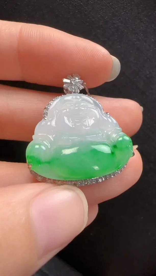 【闪购商品】翡翠颈饰18K金镶嵌635玉佛一个