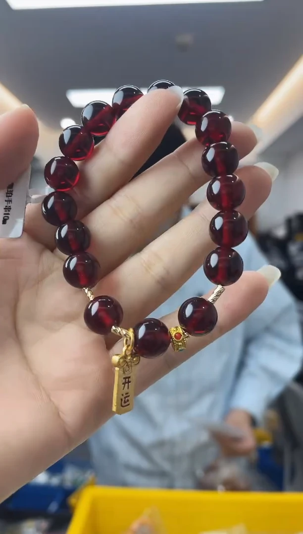 【闪购商品】血珀裸石未镶嵌多样性一件发货