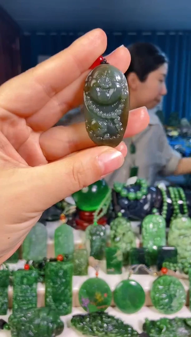 和田玉未镶嵌挂件1