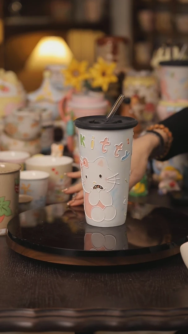 摆件景德镇釉下彩绘设计师款式陶瓷