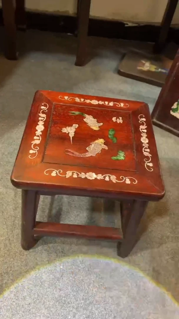 非洲紫檀（红花梨）凳子28x28x30cm