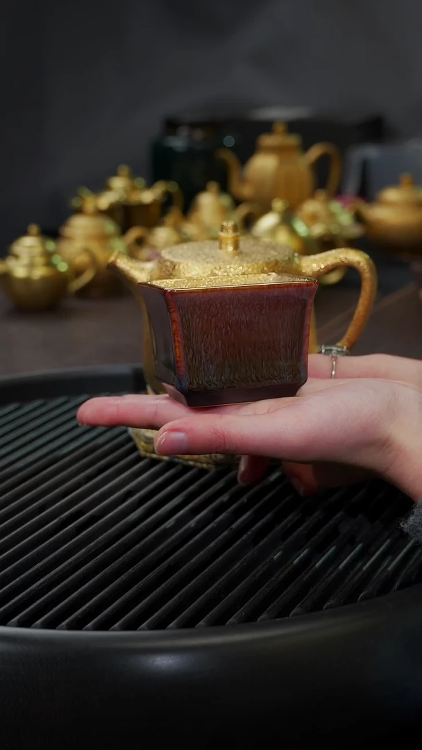 【闪购商品】杯【宜景窑天目釉红釉鎏金】四方杯