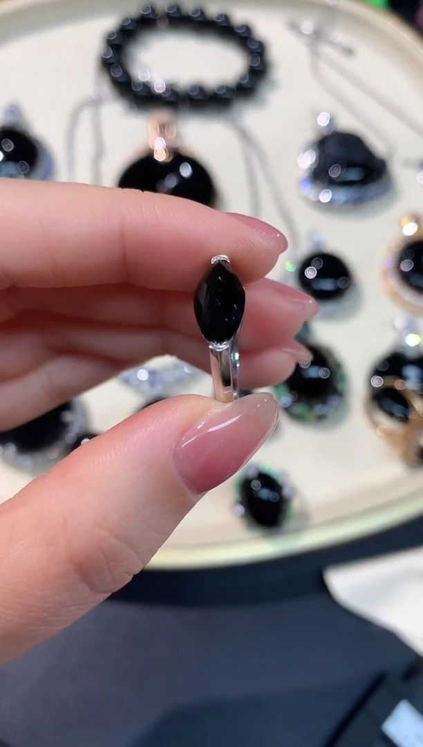 18K金镶嵌戒指翡翠墨翠戒指|3980