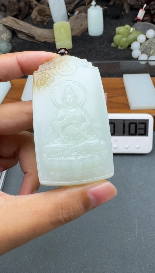 颈饰未镶嵌和田玉1