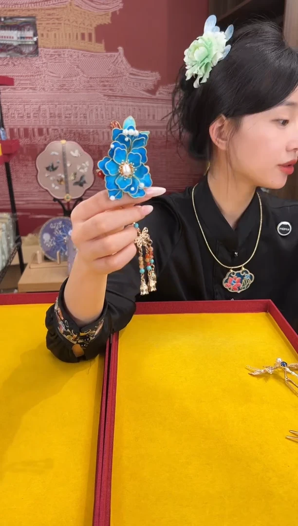 刺绣非遗绒花（发饰）