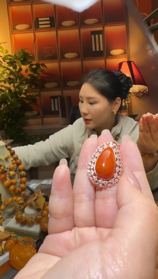 蜜蜡颈饰银S925镶嵌298天然蜜蜡珠宝奇石全都保真