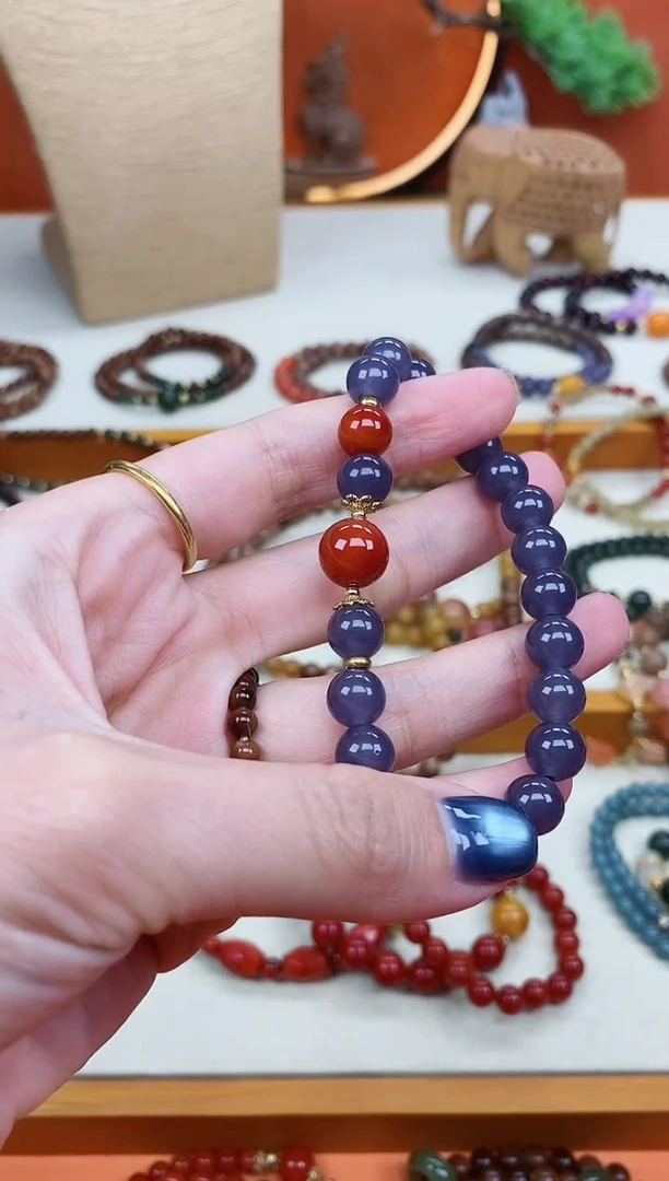 手链未镶嵌和田玉单圈烟紫和田南红手串