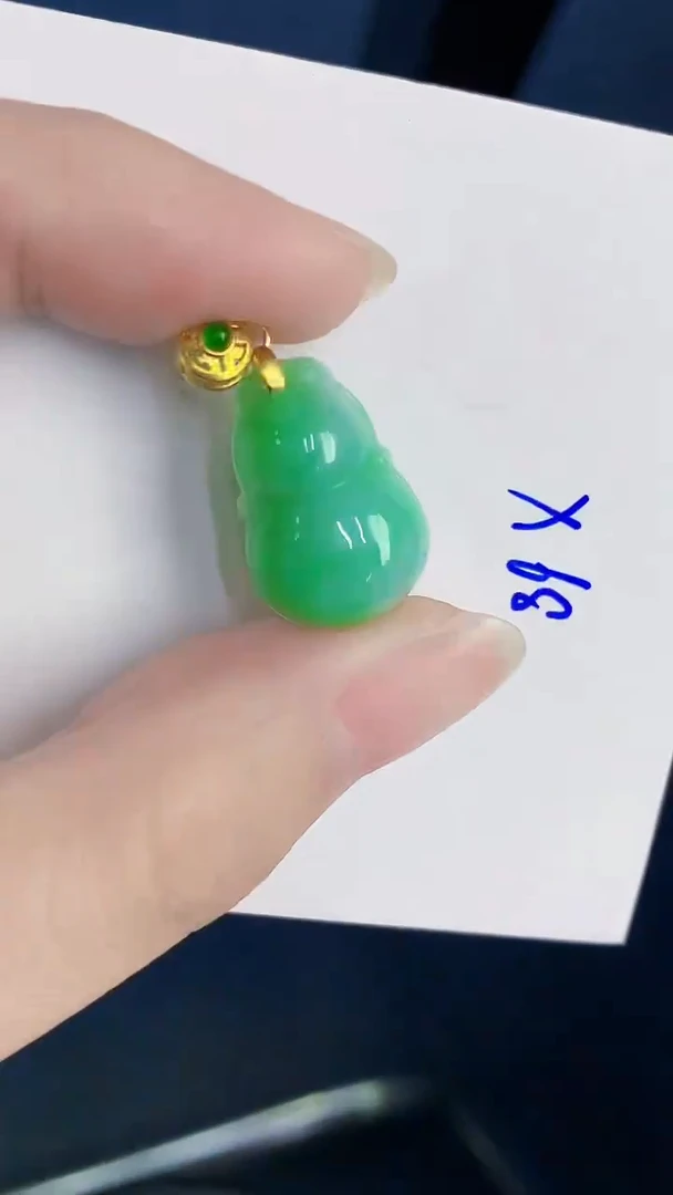 颈饰未镶嵌翡翠天然翡翠缅甸A货