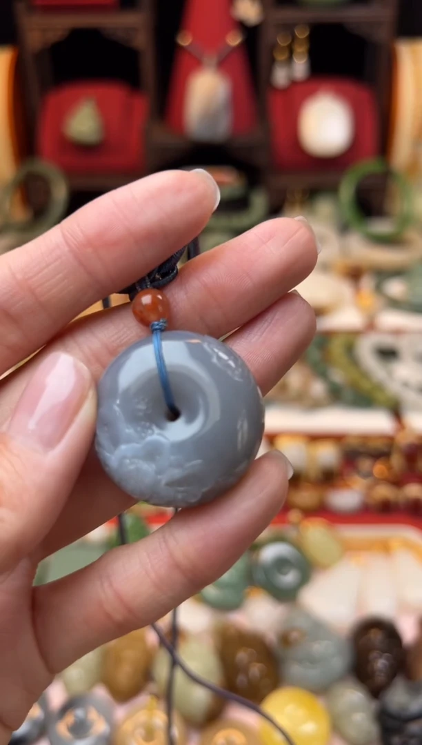 【闪购商品】和田玉挂件未镶嵌放漏