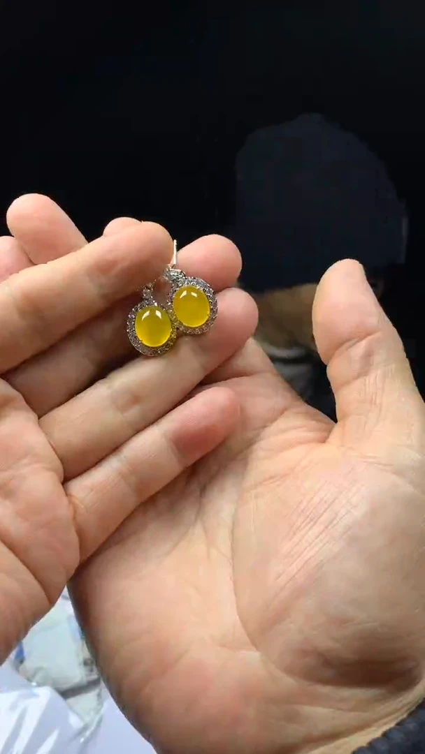 满色吊坠 所见即所得！！