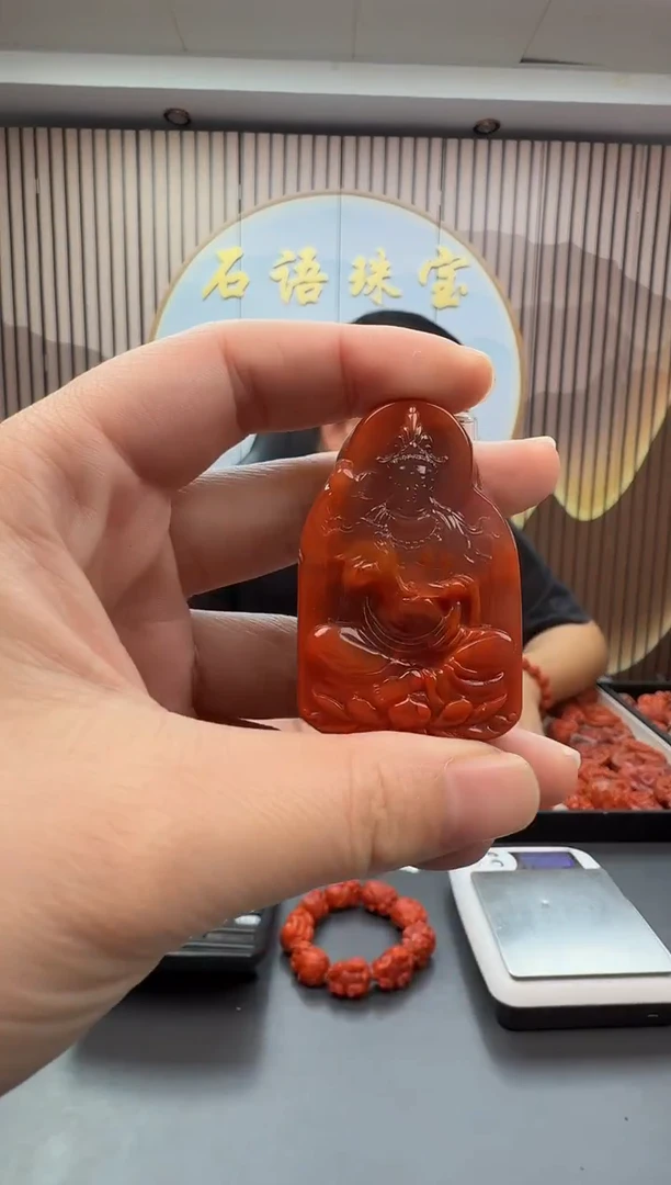 未镶嵌雕刻南红玛瑙066ZB1208产品一个