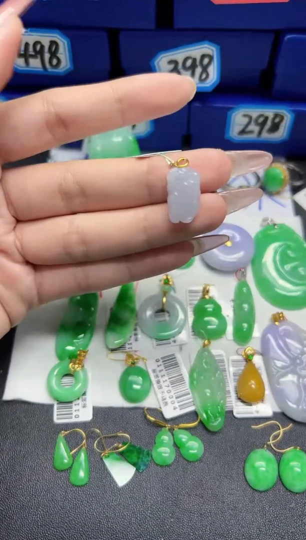 【闪购商品】翡翠颈饰18K金镶嵌Y缅料A货/支持复检/一件