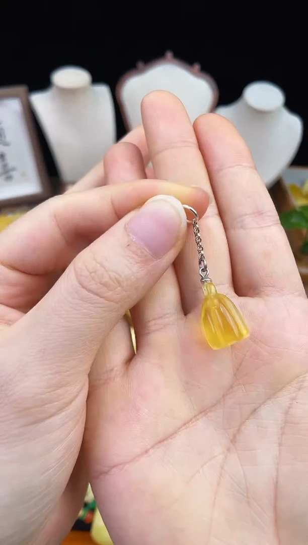 琥珀未镶嵌珠宝奇石柒月