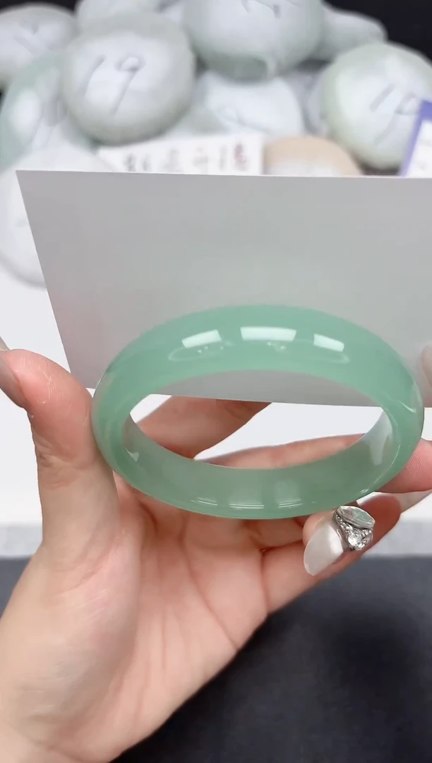 未镶嵌手镯石英质玉61-56-57