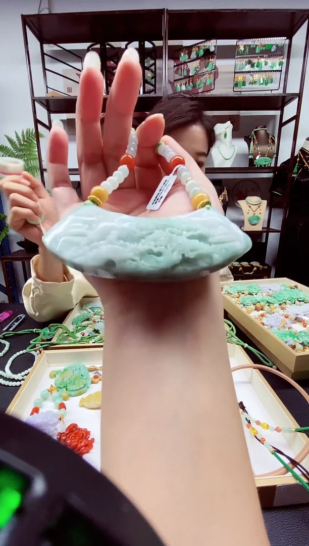 翡翠未镶嵌项链翡翠冰紫飘绿吊坠