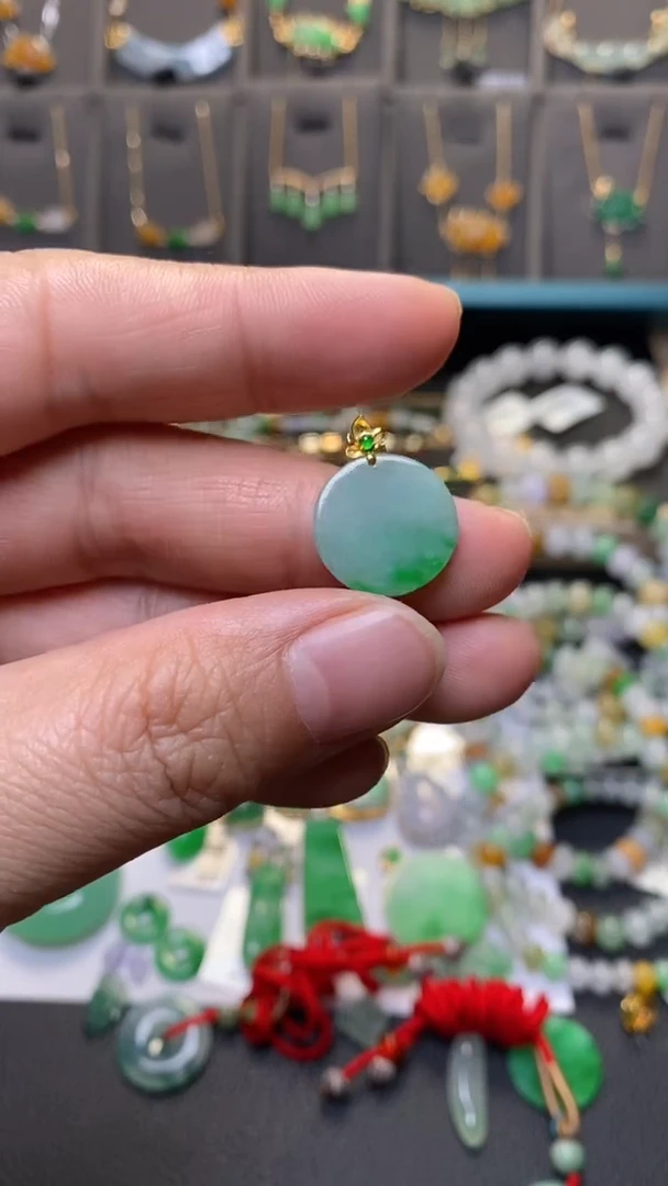 颈饰未镶嵌翡翠40225